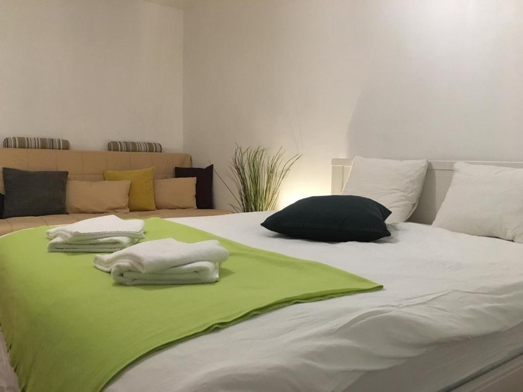 New Green Apartment Studio 1 Βουκουρέστι Εξωτερικό φωτογραφία